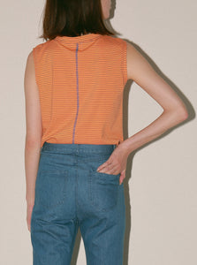 sleeveless border tops