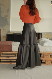 fake leather long flared skirt